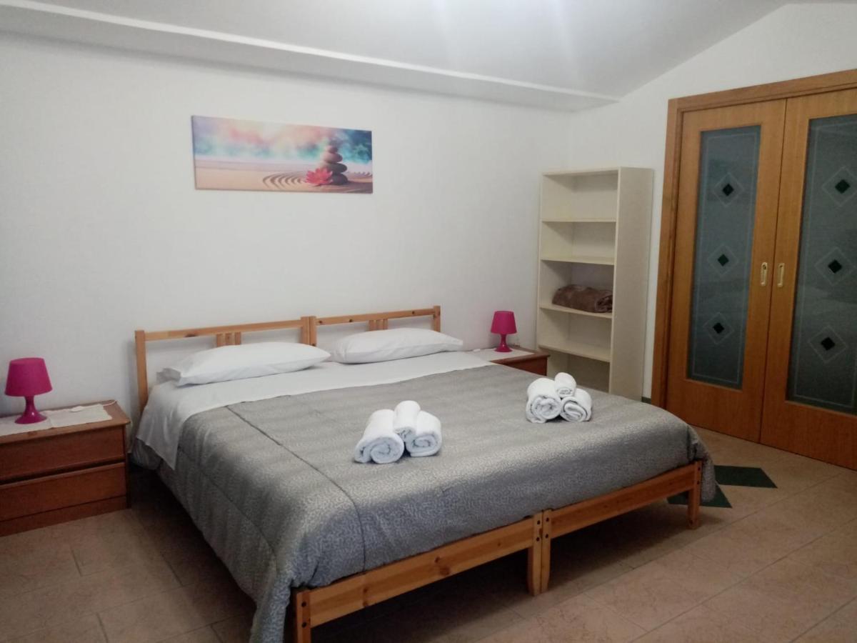 I Tre Archi Apartment Grottaminarda Bagian luar foto